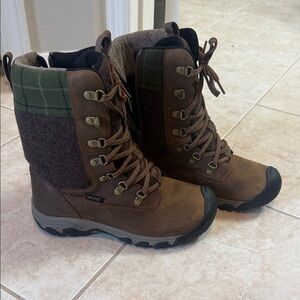 Keen Women’s Waterproof Boots